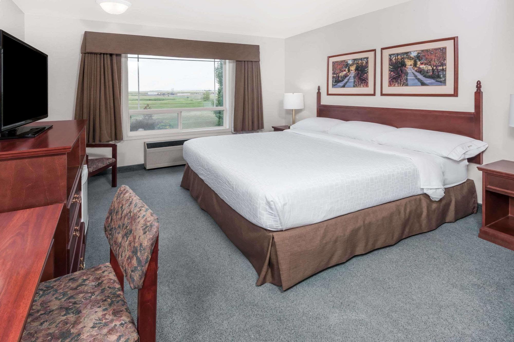 Super 8 By Wyndham High River Ab Eksteriør billede